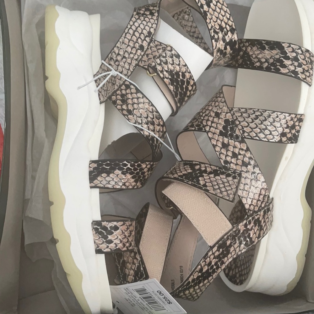 Snakeskin platform sandals size 9